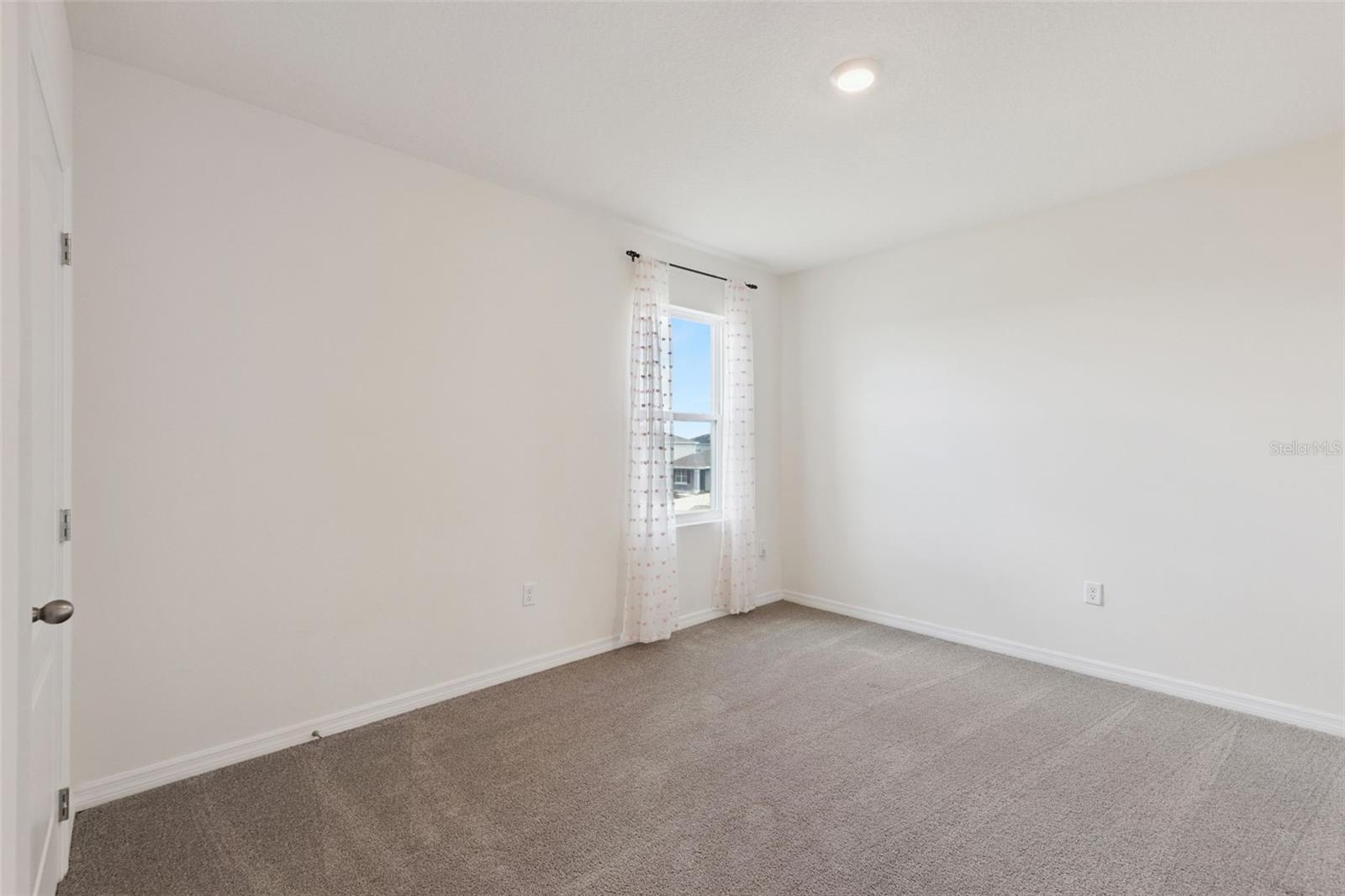 Image 28 of 47 For 4897 Panga Avenue