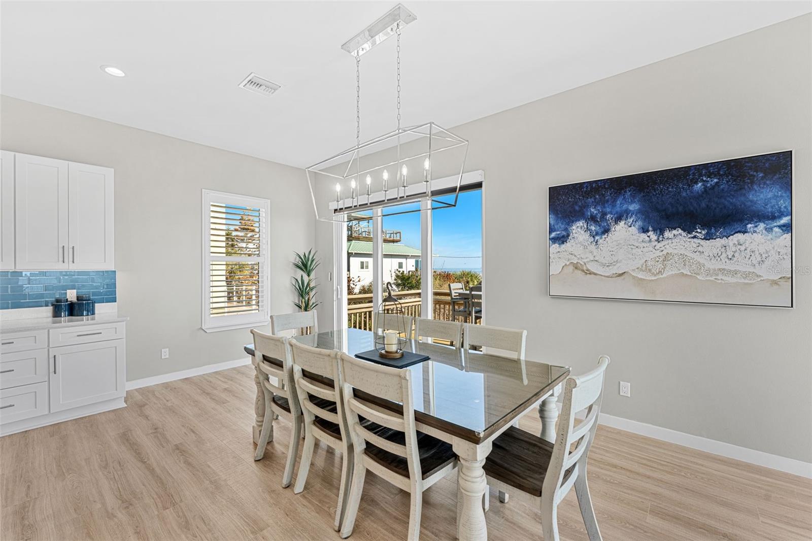 Image 14 of 61 For 6635 Turtlemound Road