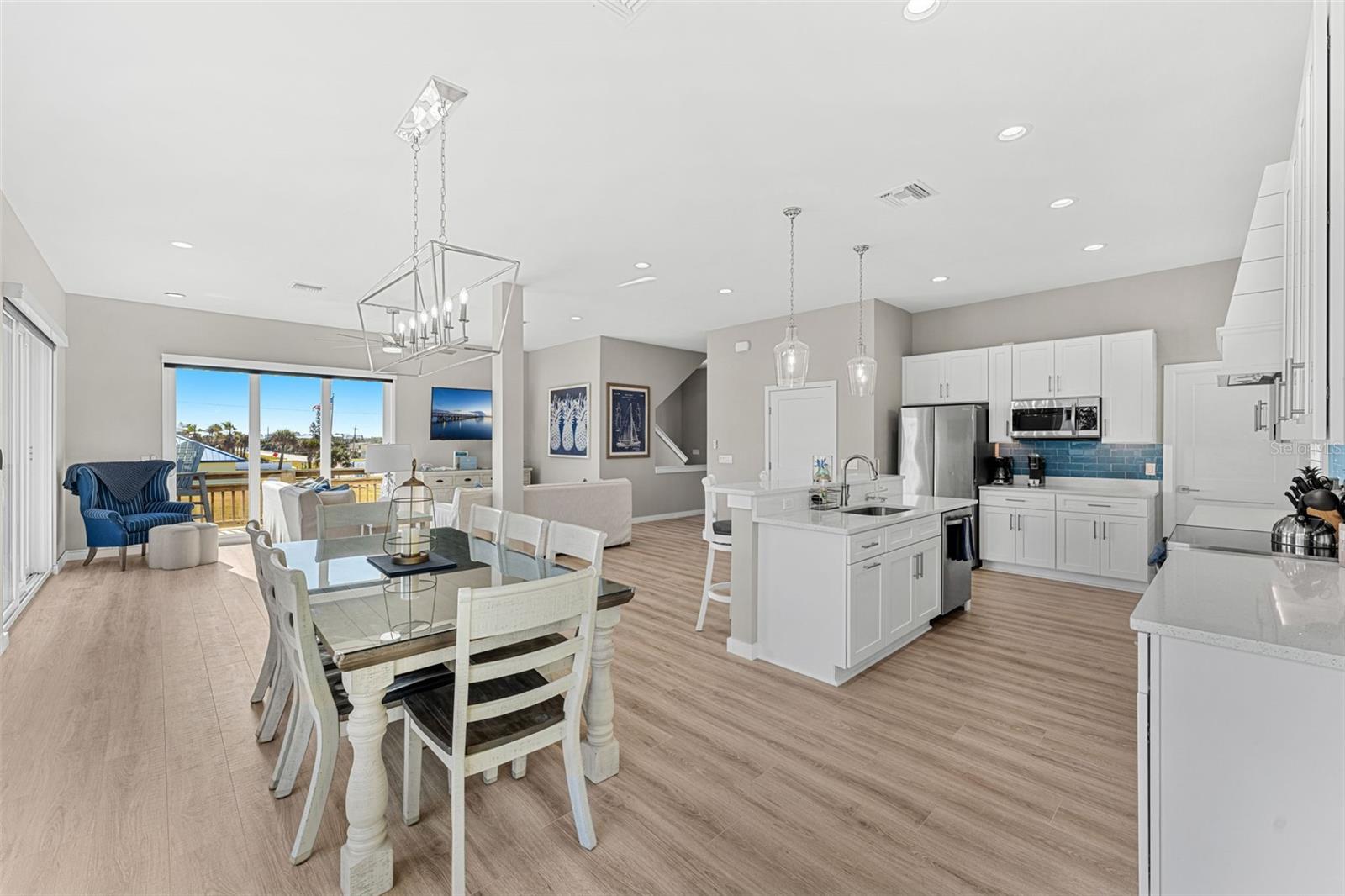 Image 16 of 61 For 6635 Turtlemound Road