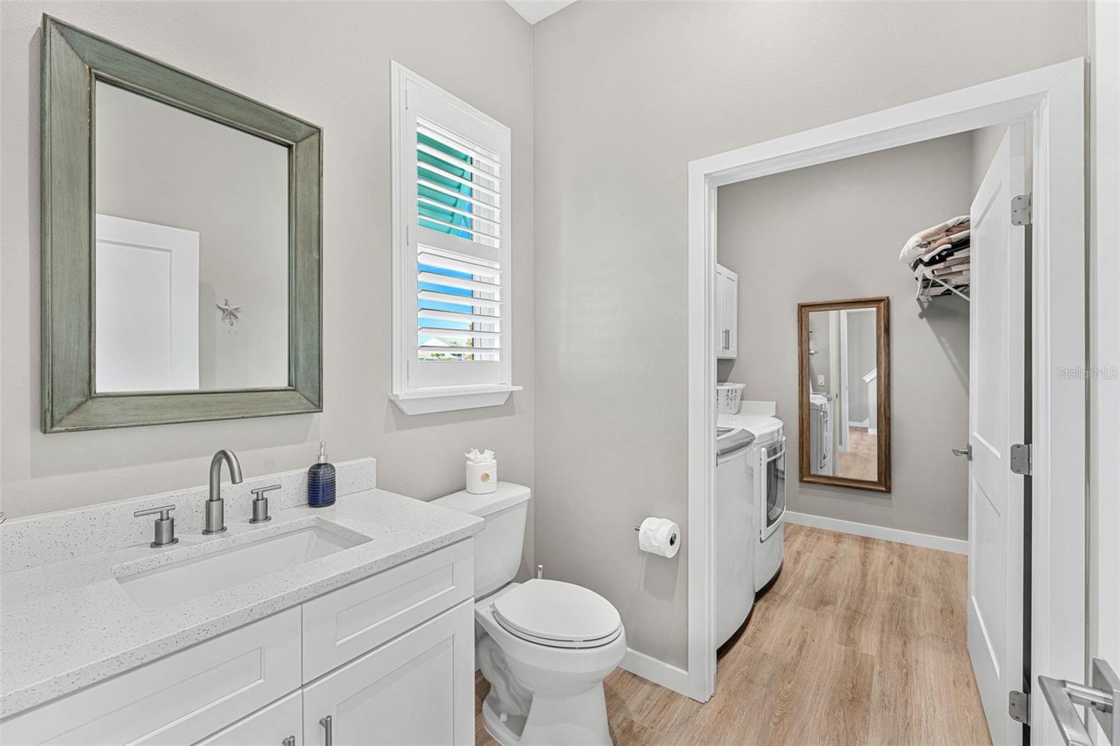 Image 21 of 61 For 6635 Turtlemound Road