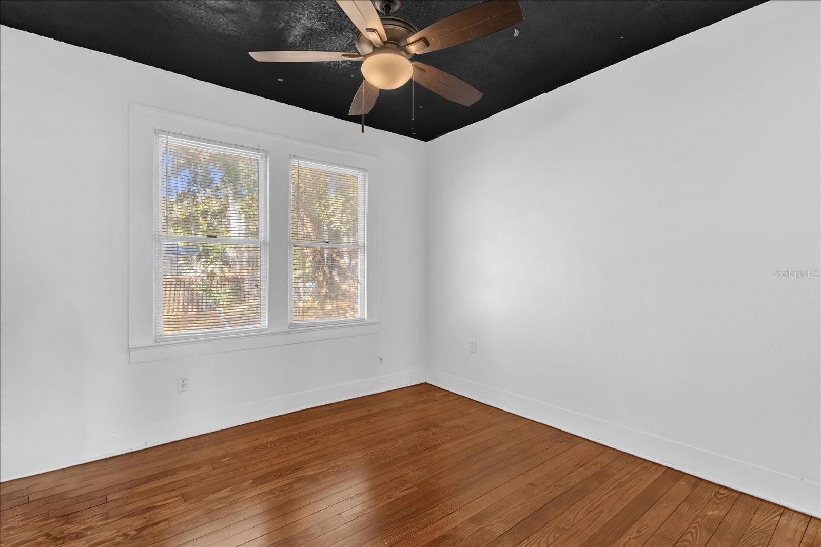 Image 16 of 29 For 500 Mary Jess Road