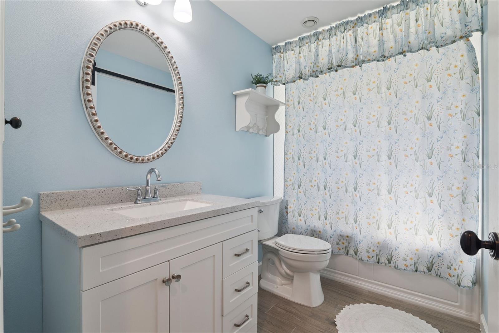 Image 23 of 49 For 37008 Forestdel Drive