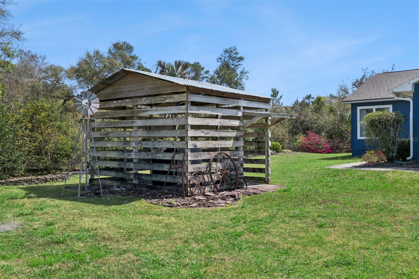 Image 32 of 49 For 37008 Forestdel Drive