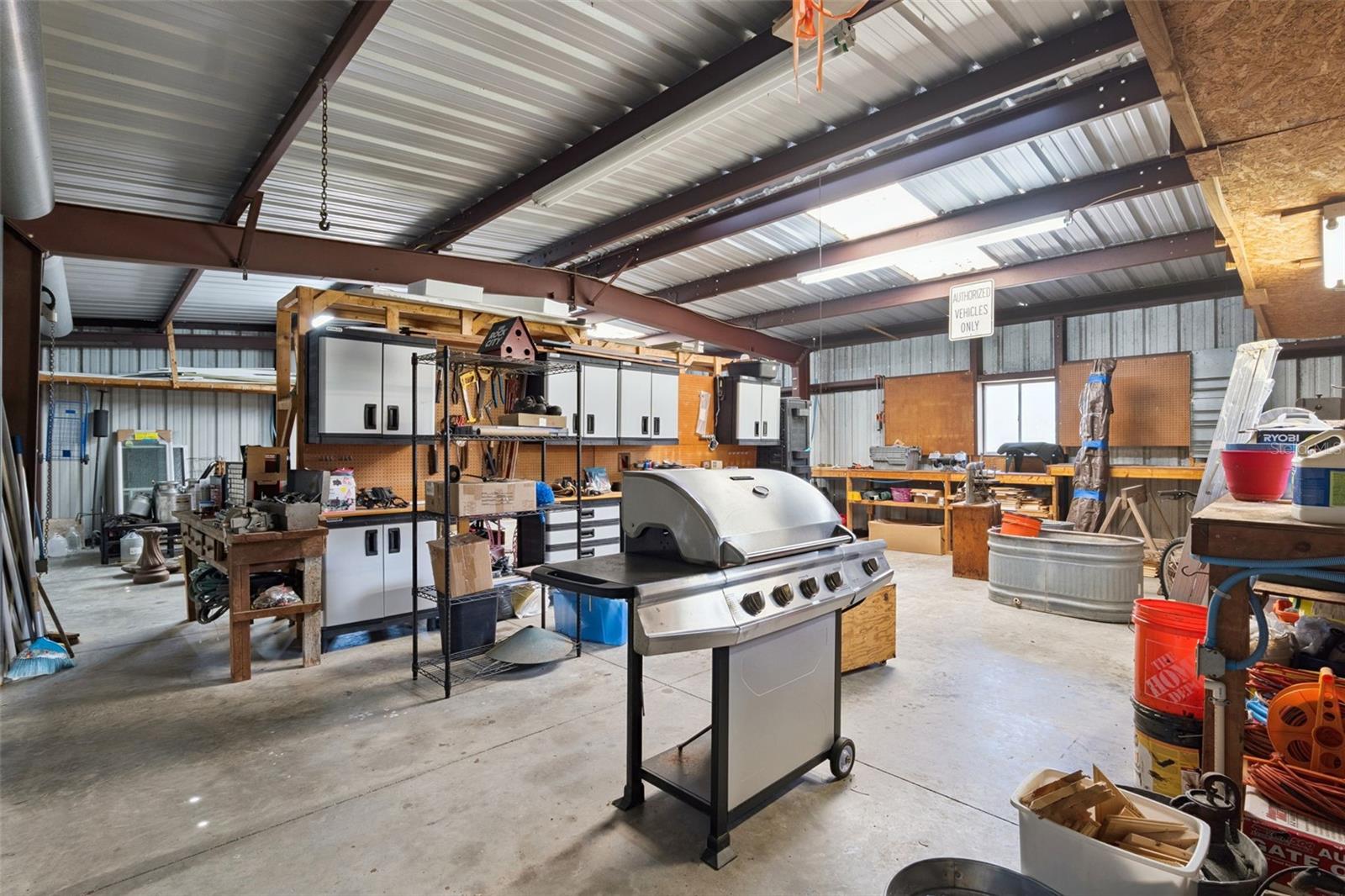 Image 36 of 49 For 37008 Forestdel Drive