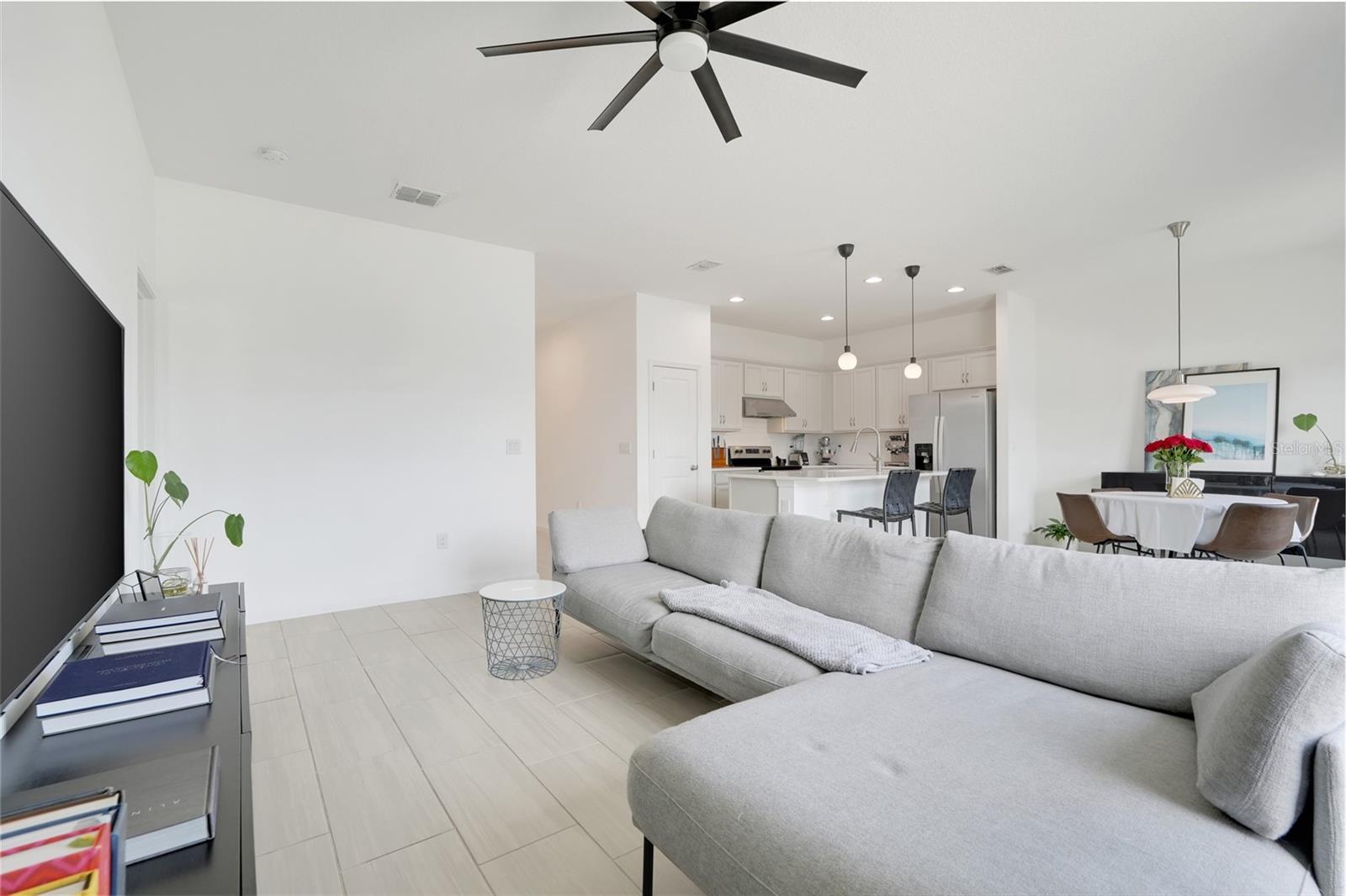 Image 13 of 31 For 577 Disa Drive