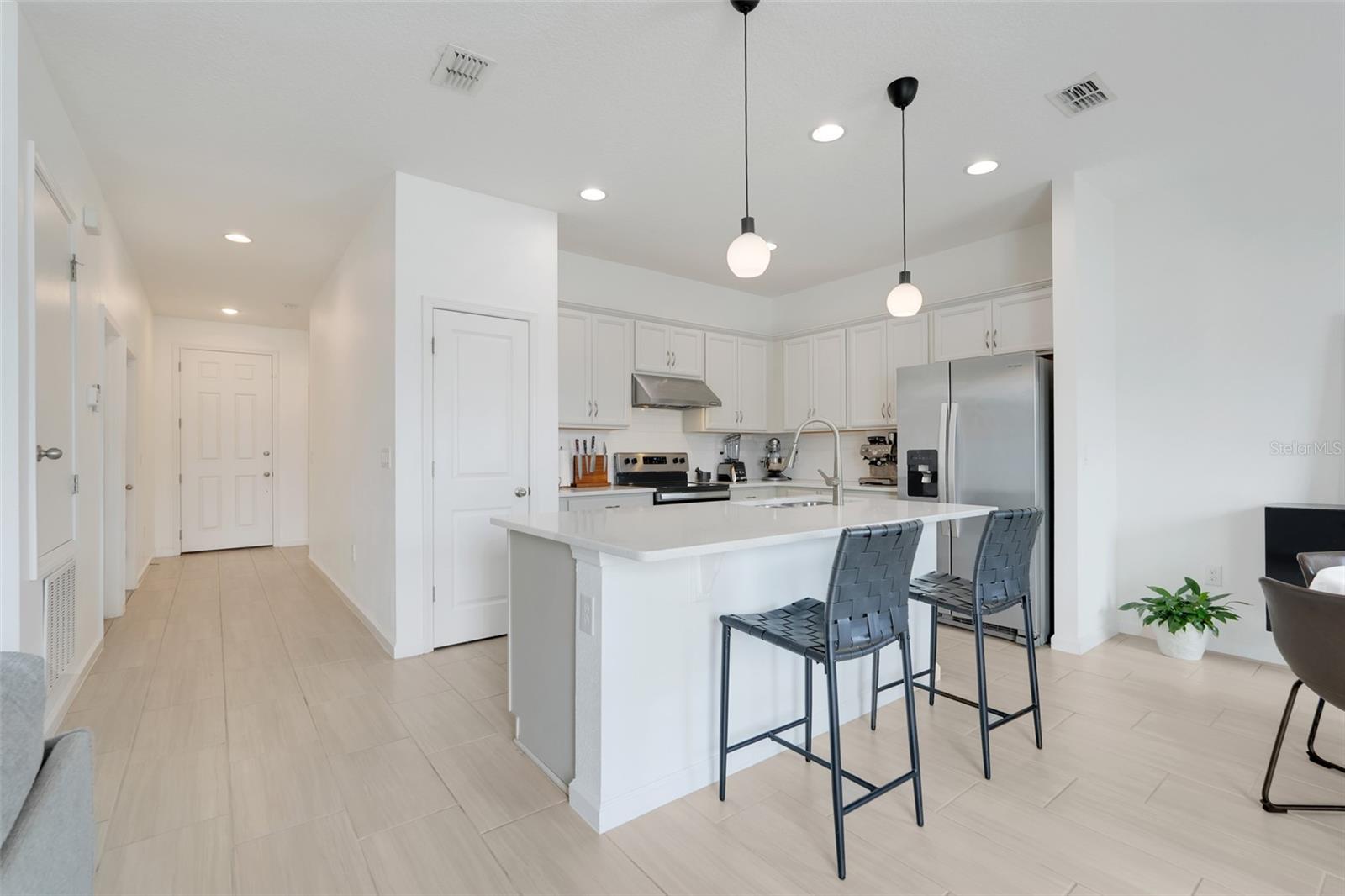 Image 6 of 31 For 577 Disa Drive