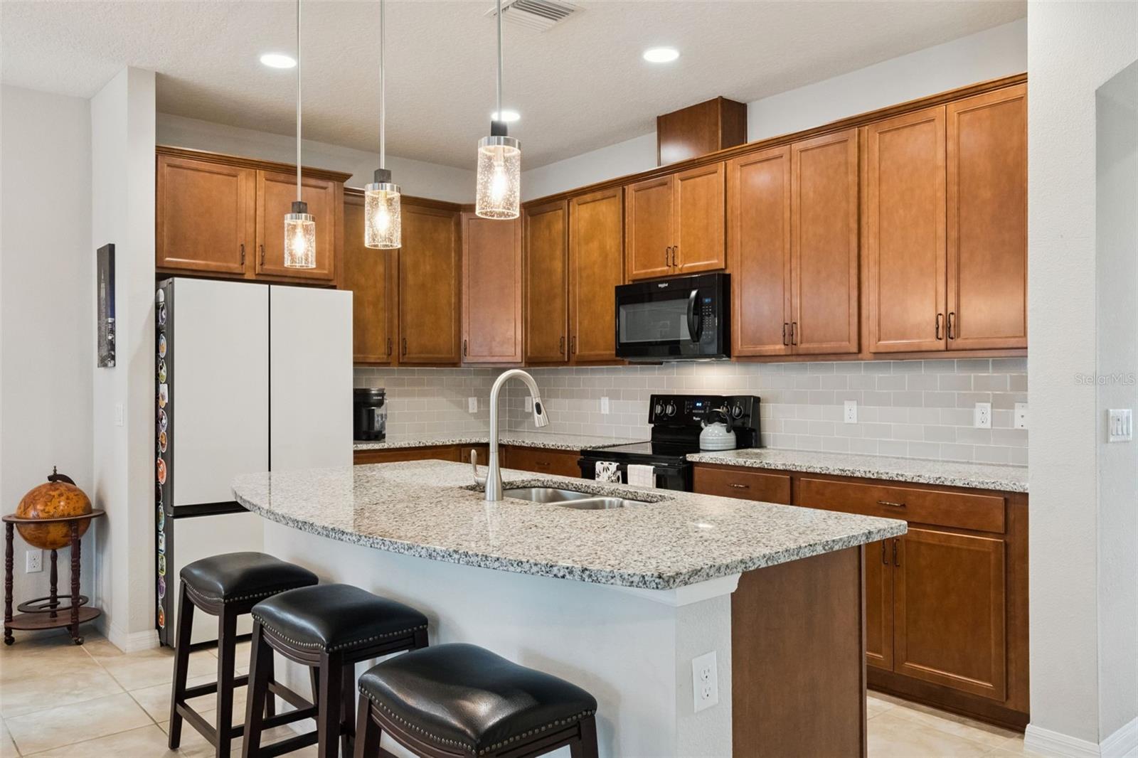 Image 18 of 56 For 14326 Murcott Blossom Boulevard