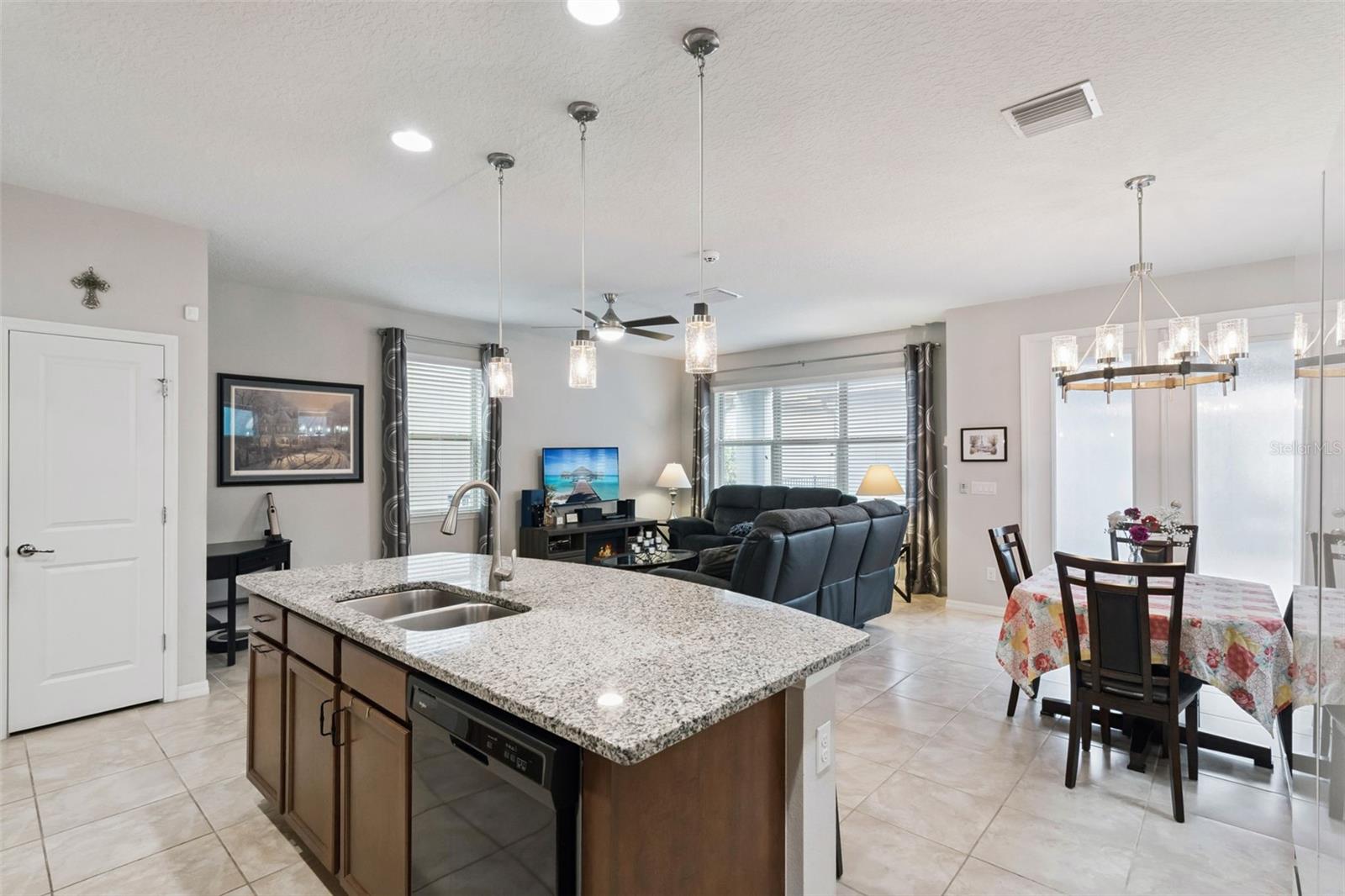 Image 20 of 56 For 14326 Murcott Blossom Boulevard