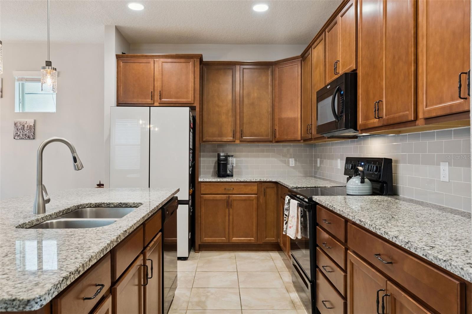 Image 22 of 56 For 14326 Murcott Blossom Boulevard