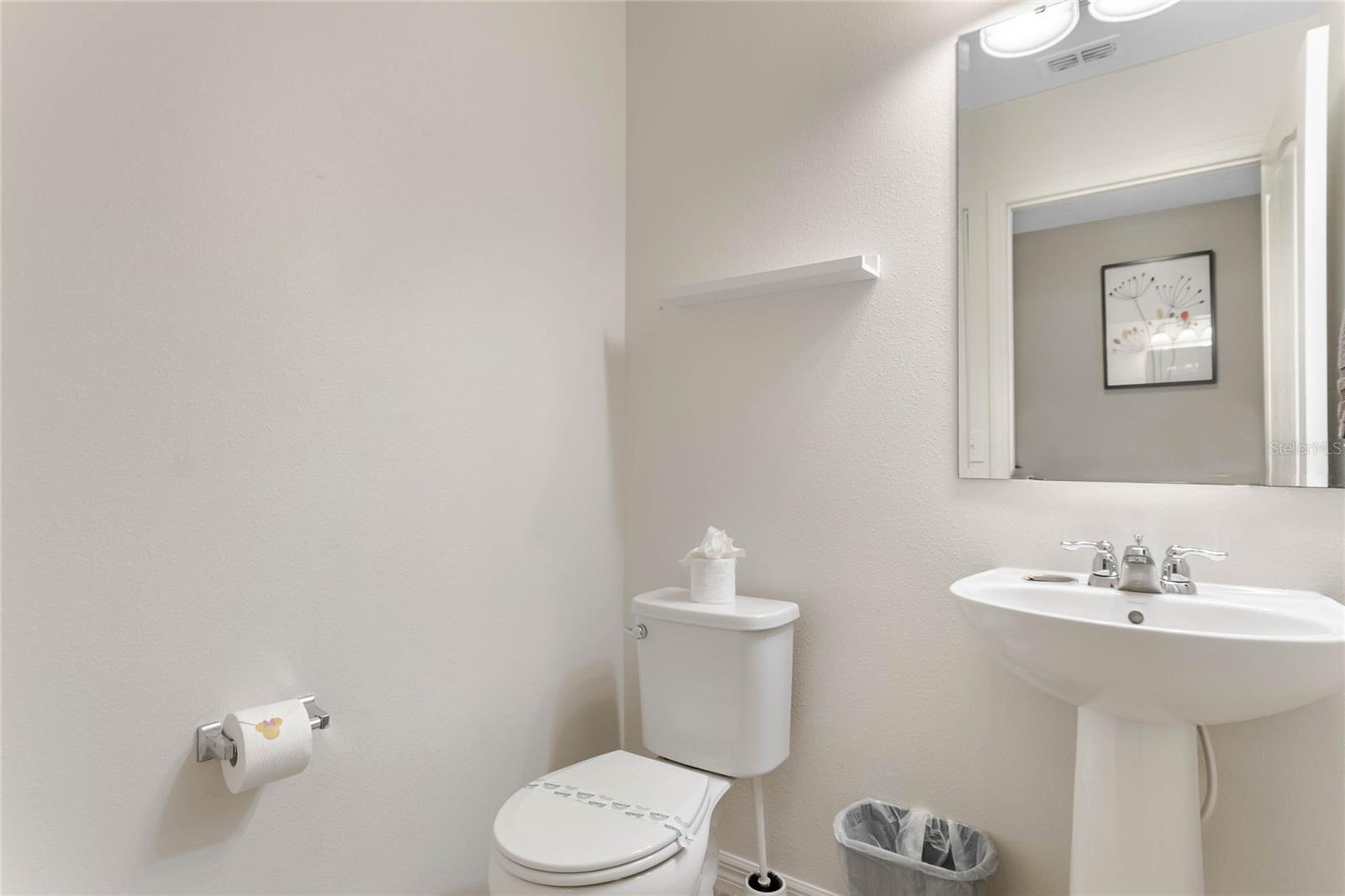 Image 13 of 29 For 4740 Blue Diamond Street