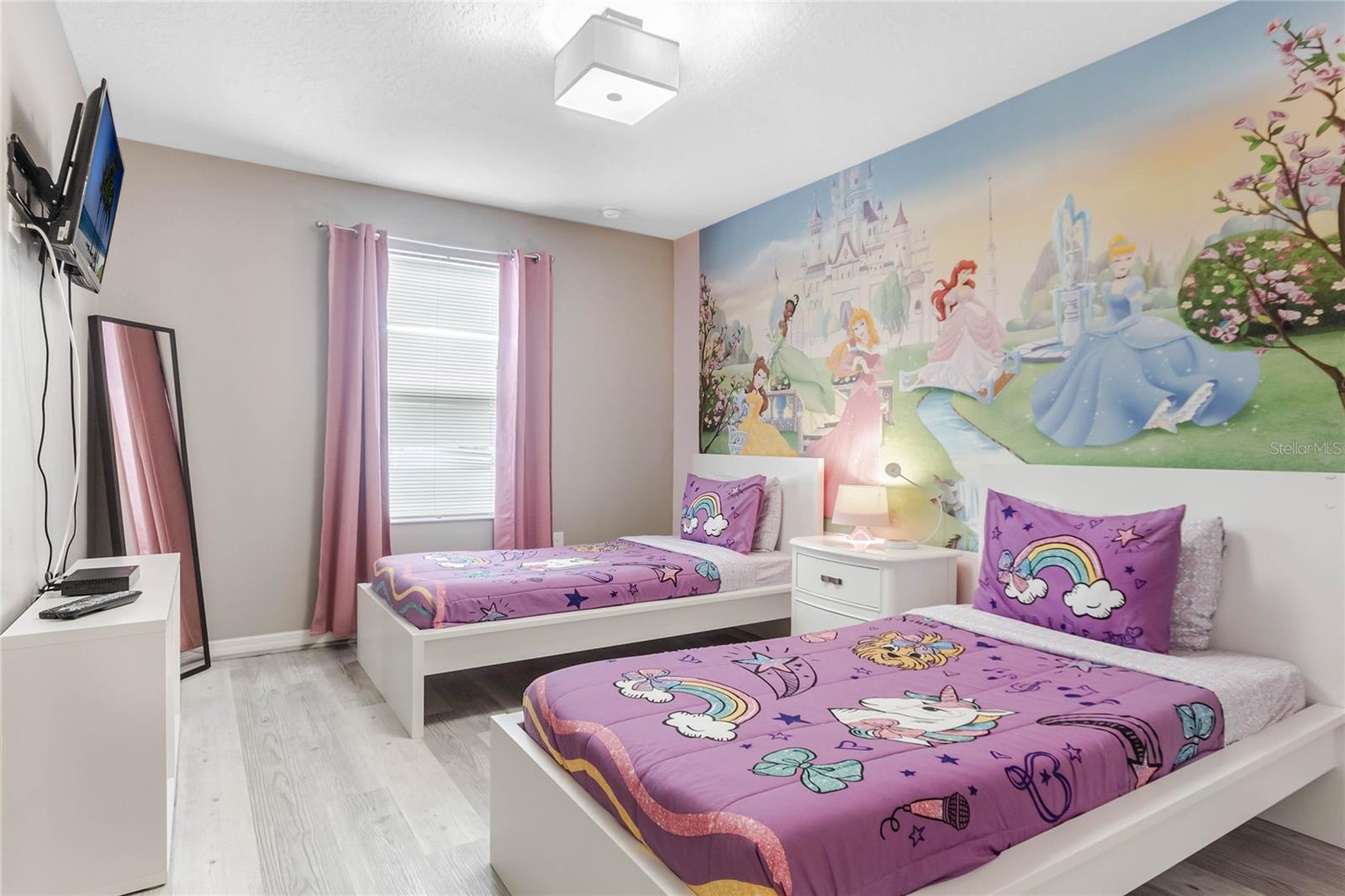 Image 25 of 29 For 4740 Blue Diamond Street