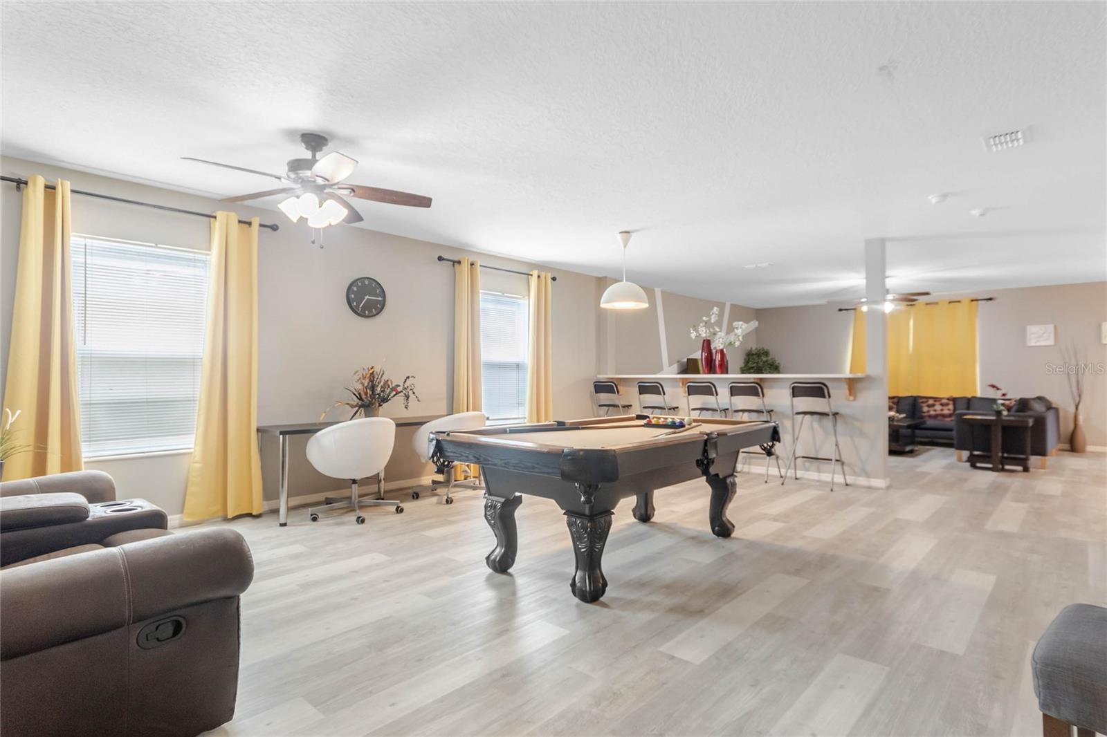 Image 6 of 29 For 4740 Blue Diamond Street