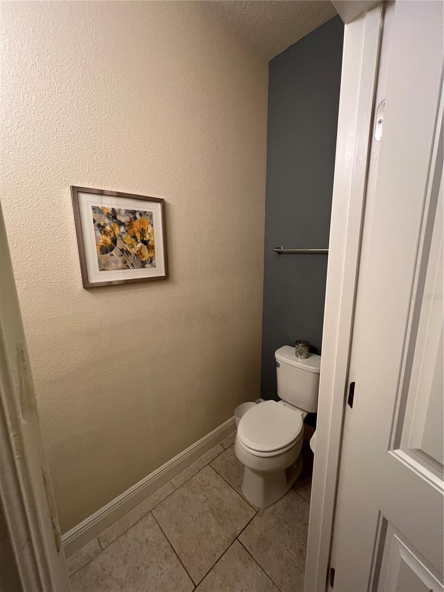 Image 23 of 43 For 10742 Sunset Ridge Lane