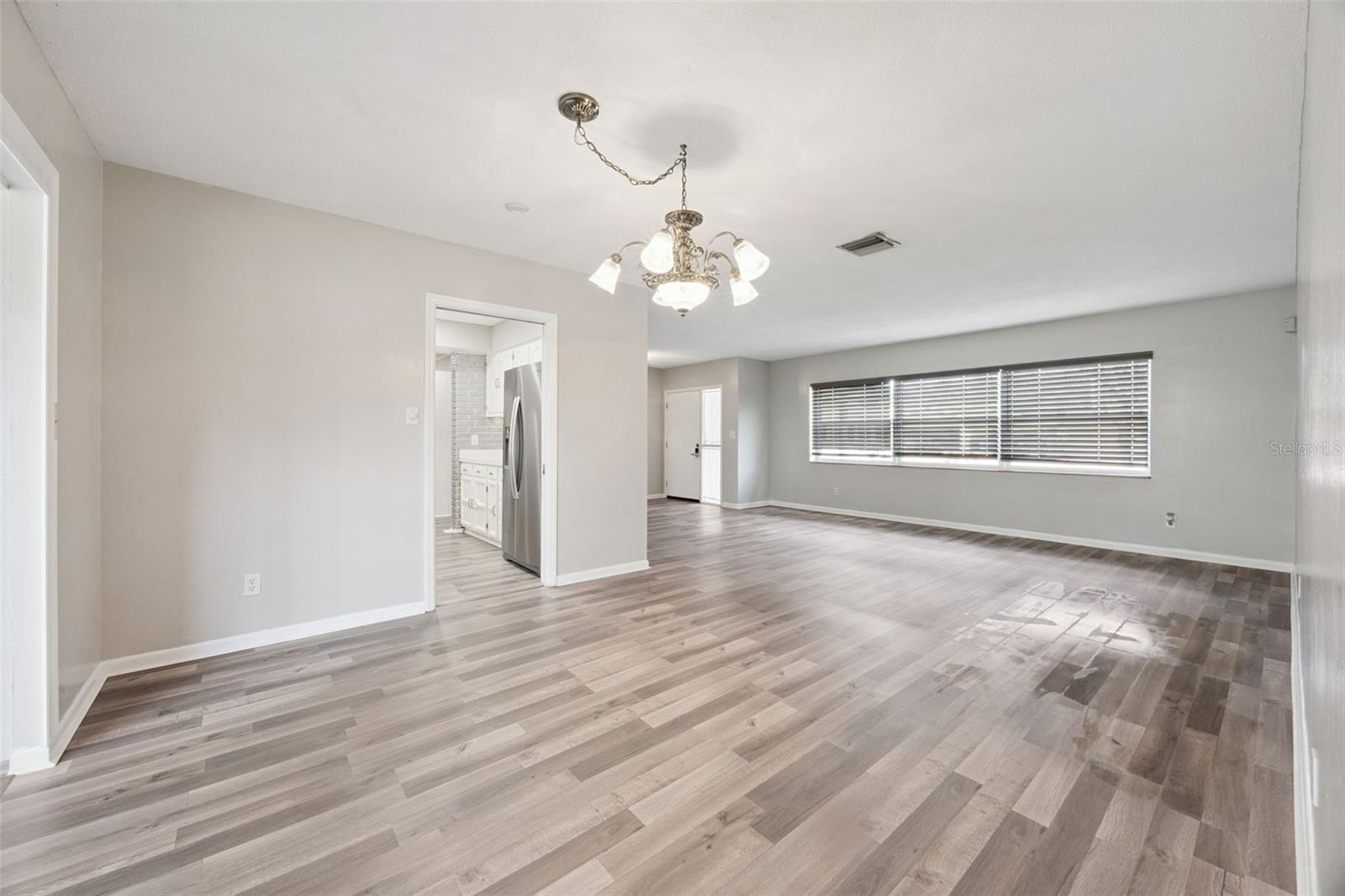 Image 18 of 50 For 2504 Lauderdale Court