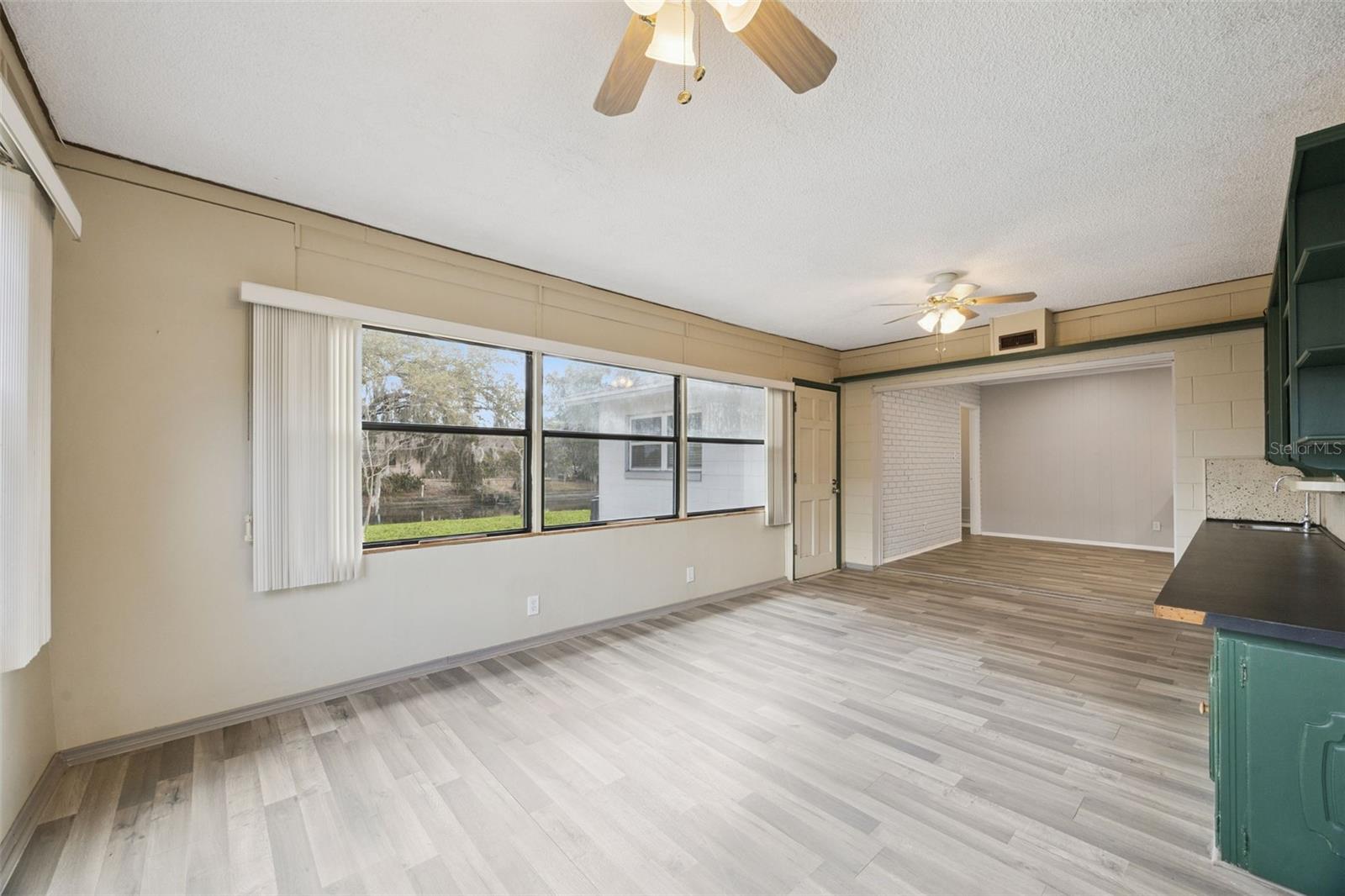 Image 35 of 50 For 2504 Lauderdale Court