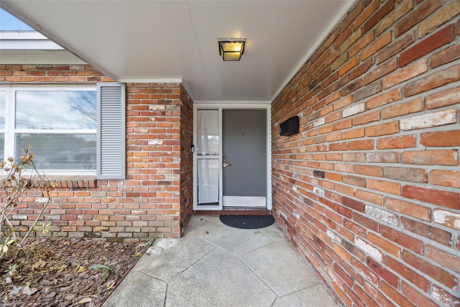 Image 5 of 50 For 2504 Lauderdale Court