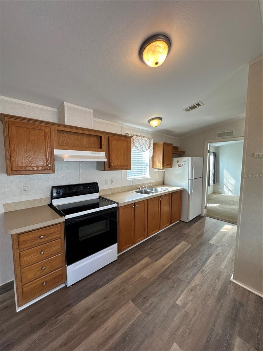 Image 11 of 21 For 367 Dolores Boulevard