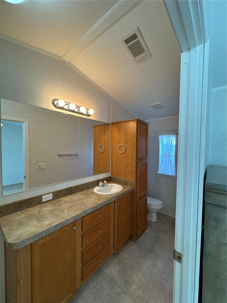 Image 17 of 21 For 367 Dolores Boulevard