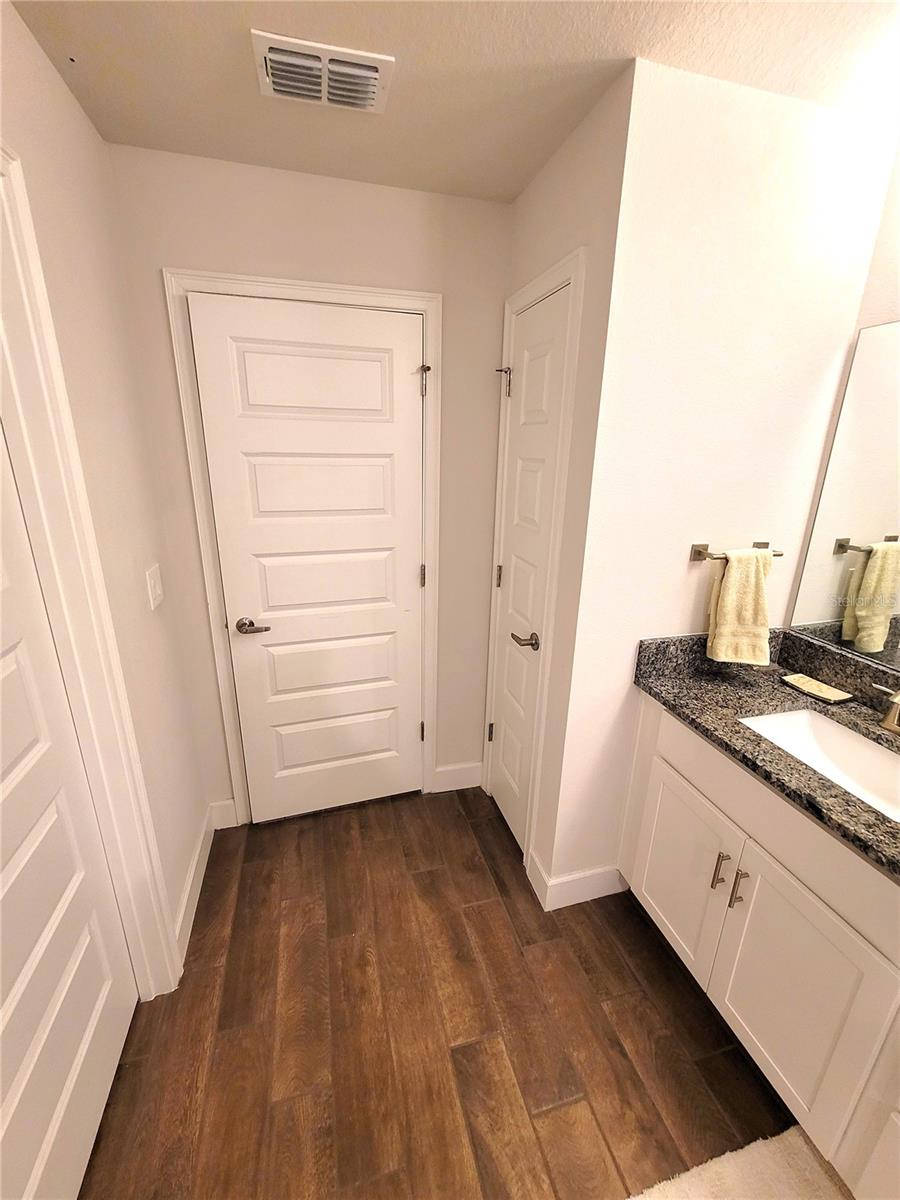 Image 22 of 52 For 4829 Summit View Way