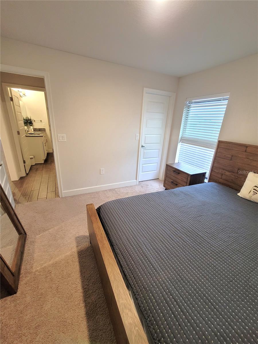 Image 29 of 52 For 4829 Summit View Way