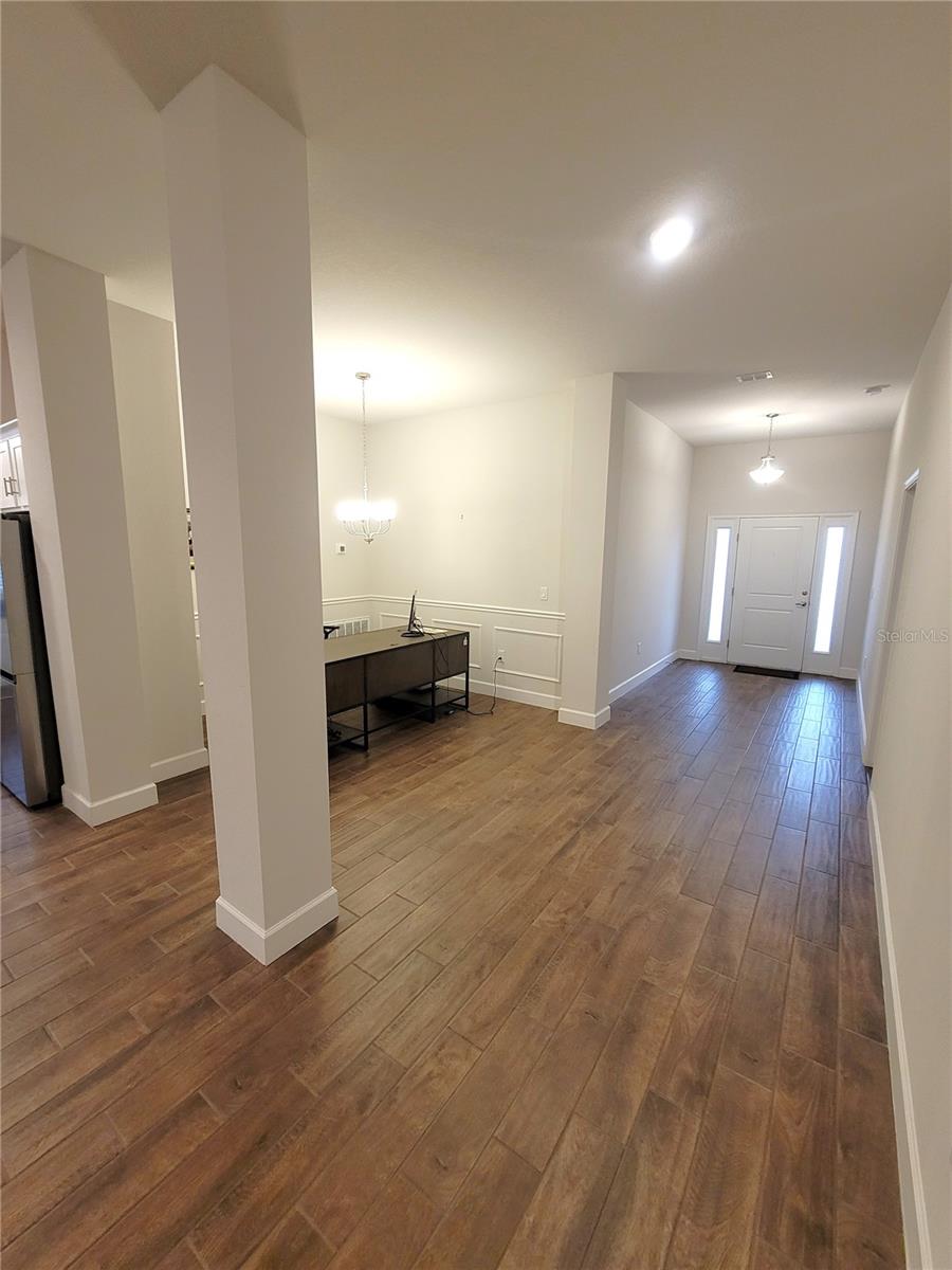 Image 4 of 52 For 4829 Summit View Way