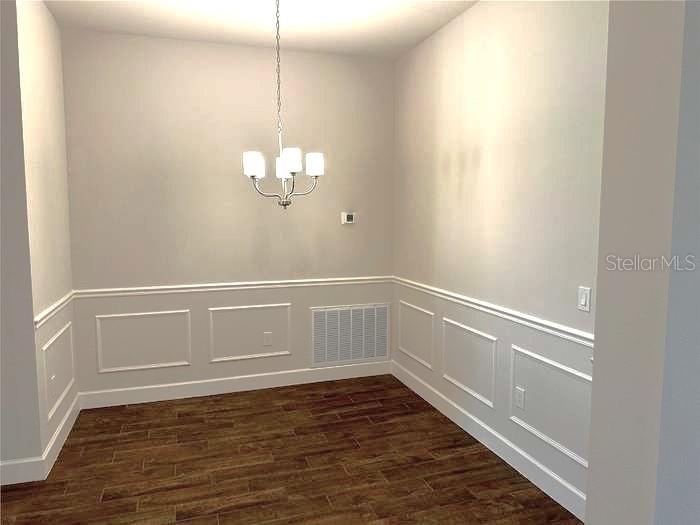 Image 5 of 52 For 4829 Summit View Way