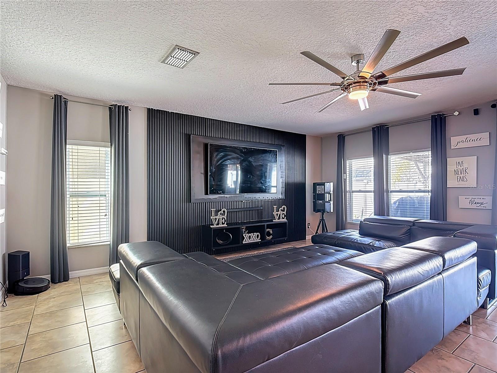 Image 21 of 45 For 4711 Greycliff Prairie Drive