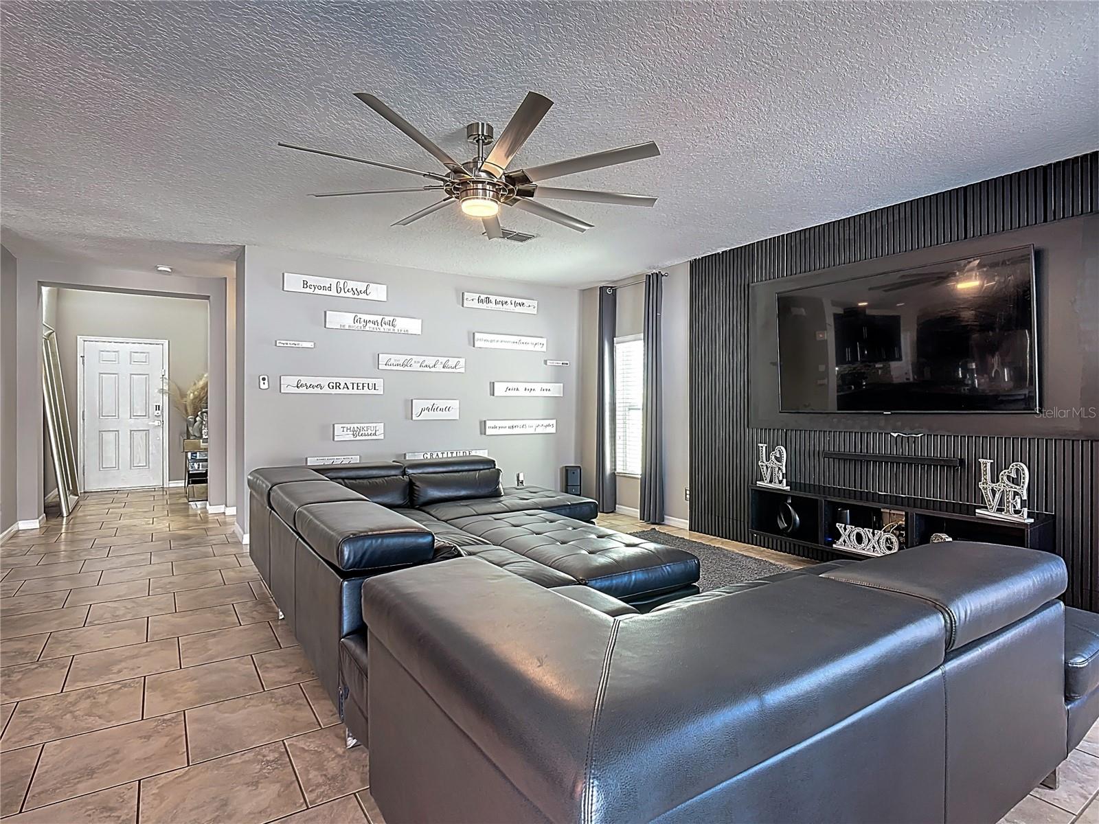 Image 9 of 45 For 4711 Greycliff Prairie Drive