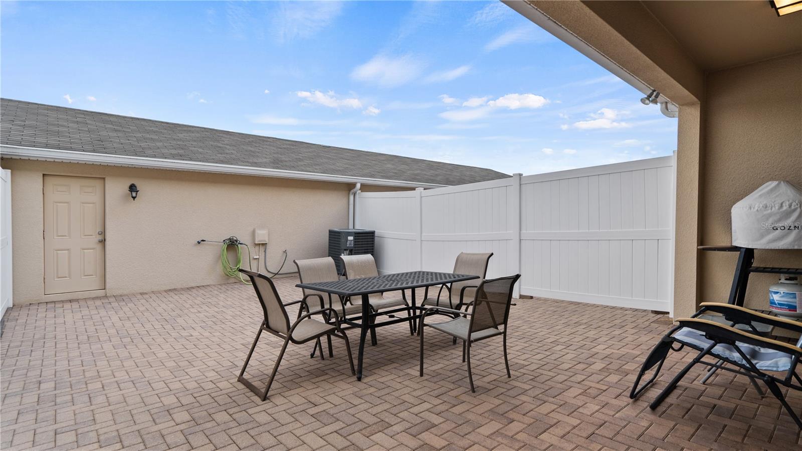 Image 18 of 62 For 8113 Red Stopper Lane