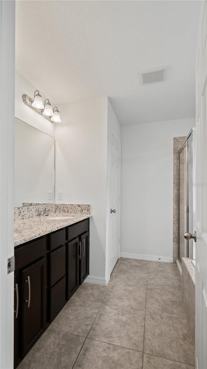 Image 23 of 62 For 8113 Red Stopper Lane