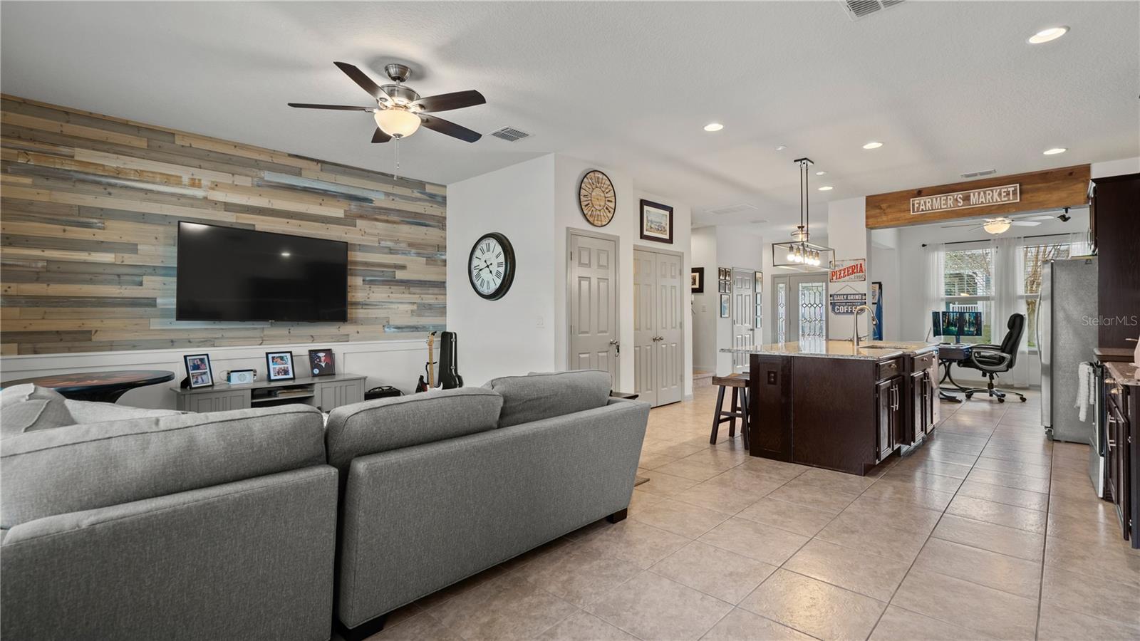 Image 7 of 62 For 8113 Red Stopper Lane