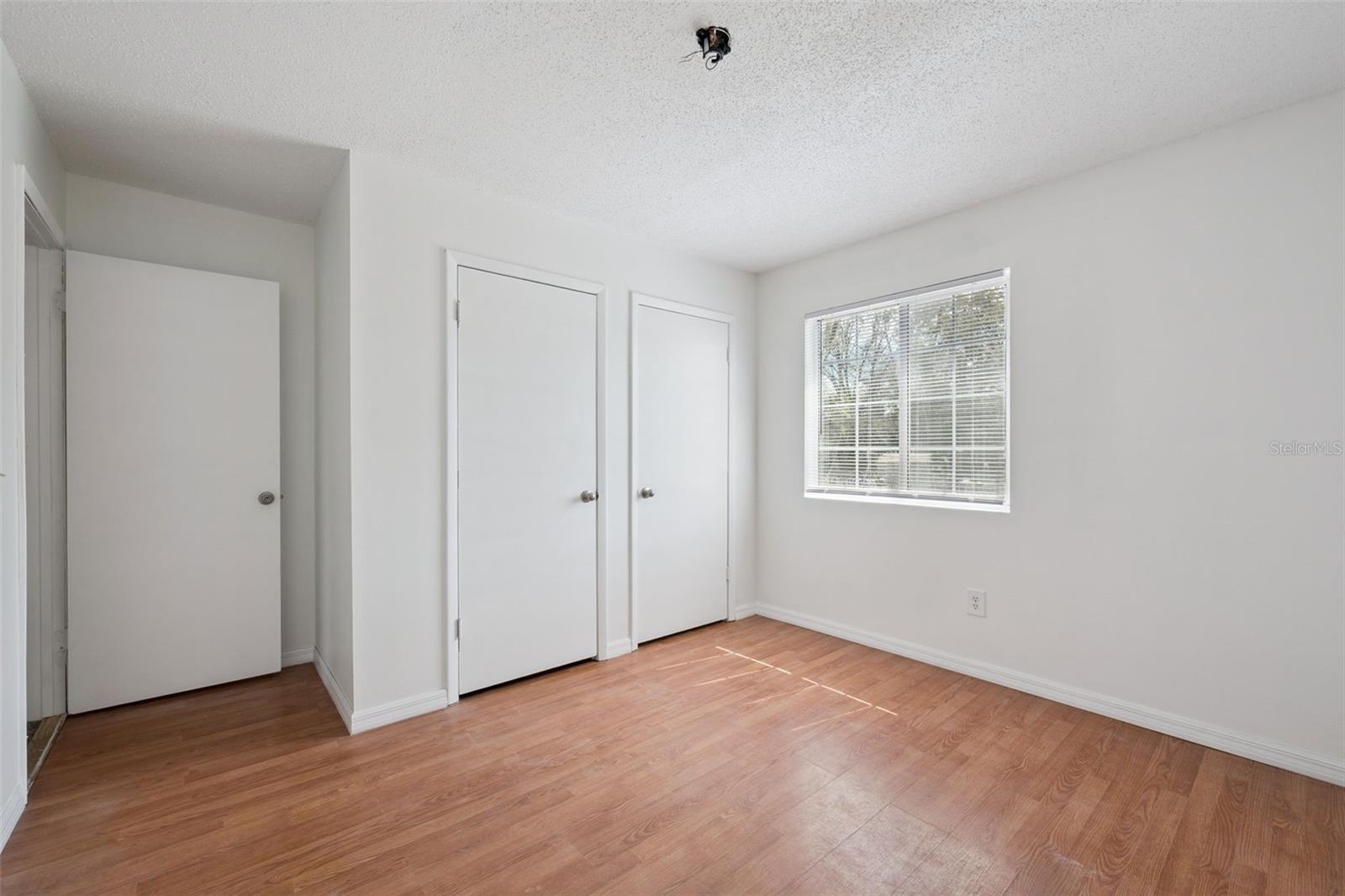 Image 14 of 19 For 18277 16th Avenue