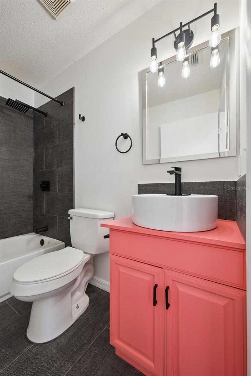 Image 17 of 19 For 18277 16th Avenue