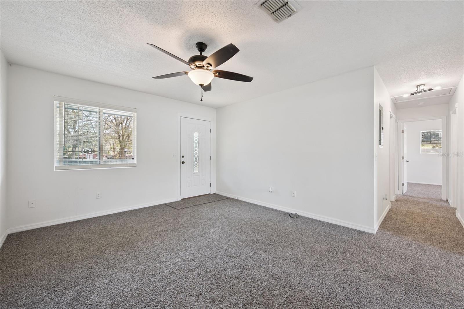 Image 5 of 19 For 18277 16th Avenue