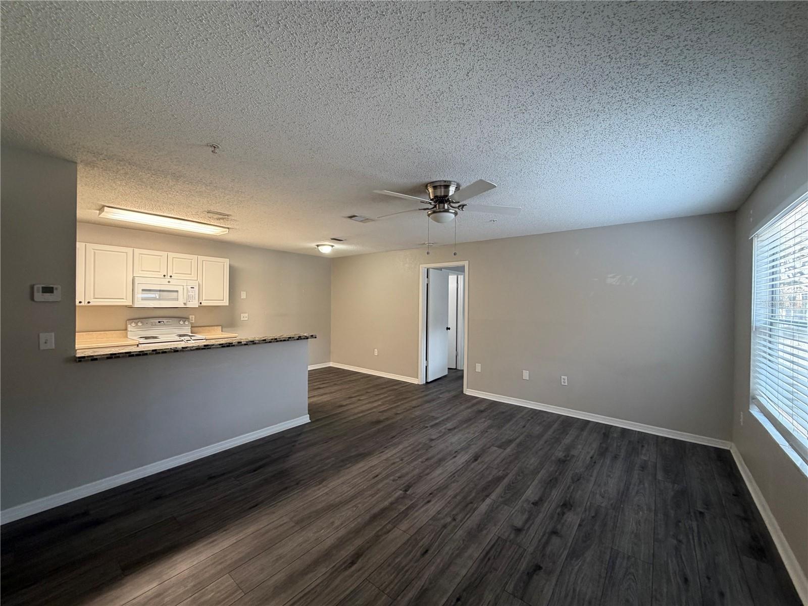 Image 11 of 14 For 957 Salt Pond Place 101