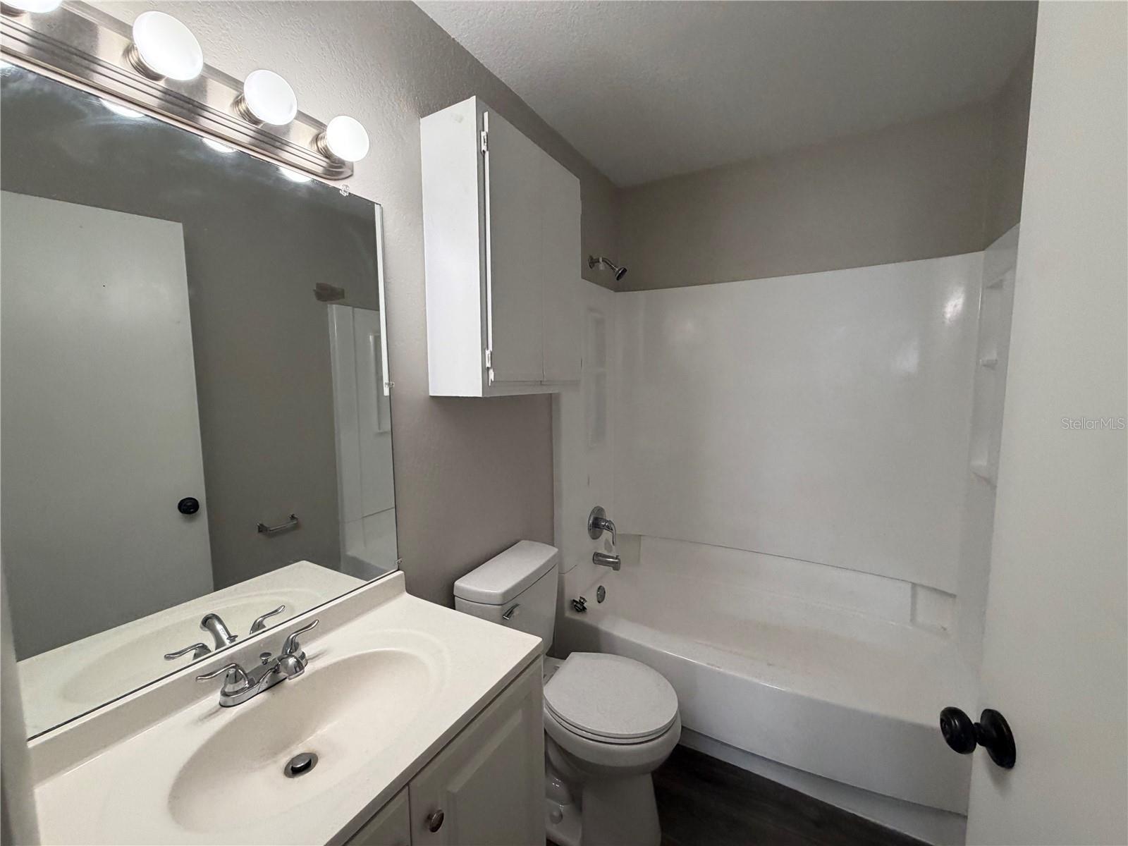 Image 8 of 14 For 957 Salt Pond Place 101