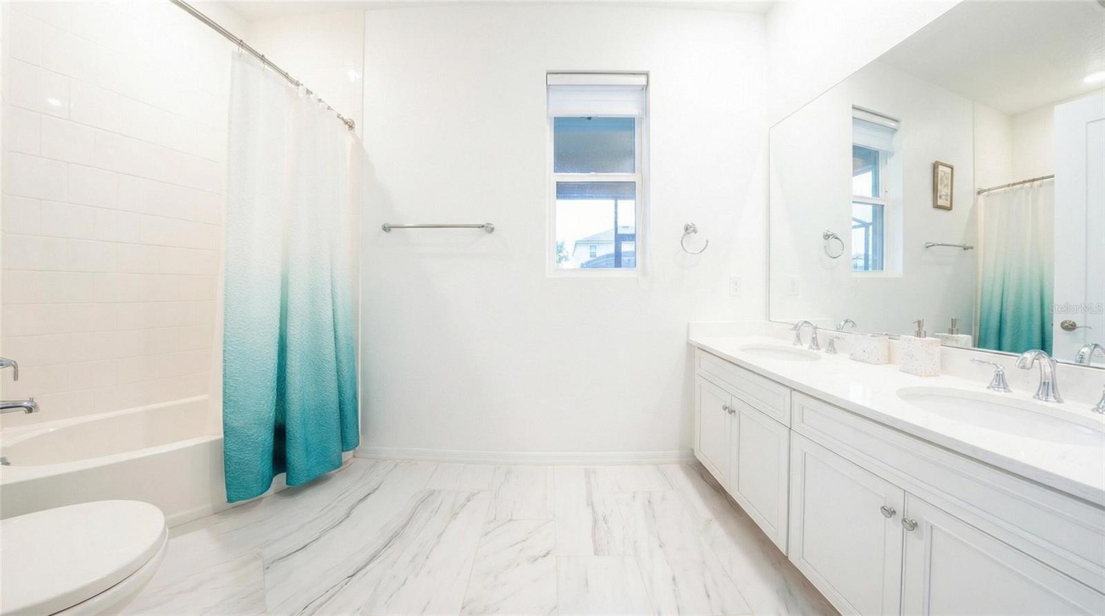 Image 17 of 43 For 2980 Angelonia Thorn Way