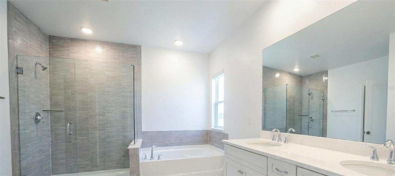 Image 26 of 43 For 2980 Angelonia Thorn Way