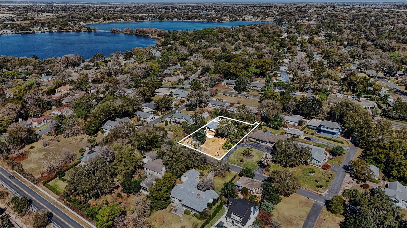 Image 21 of 21 For 975 Fairview Avenue