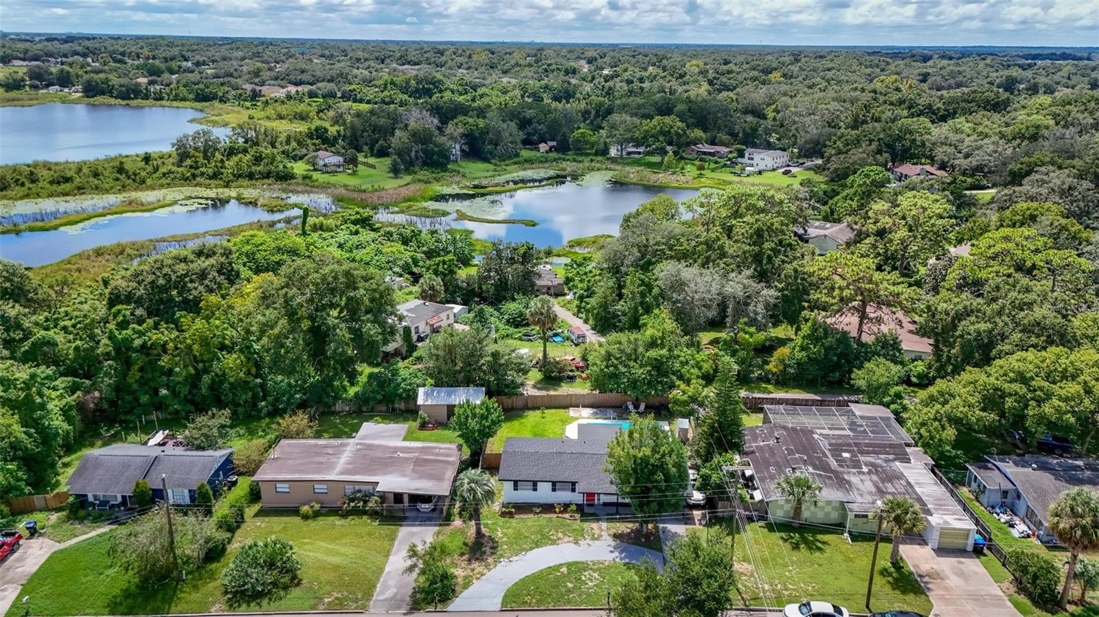 Image 30 of 44 For 1412 Lakecrest Drive