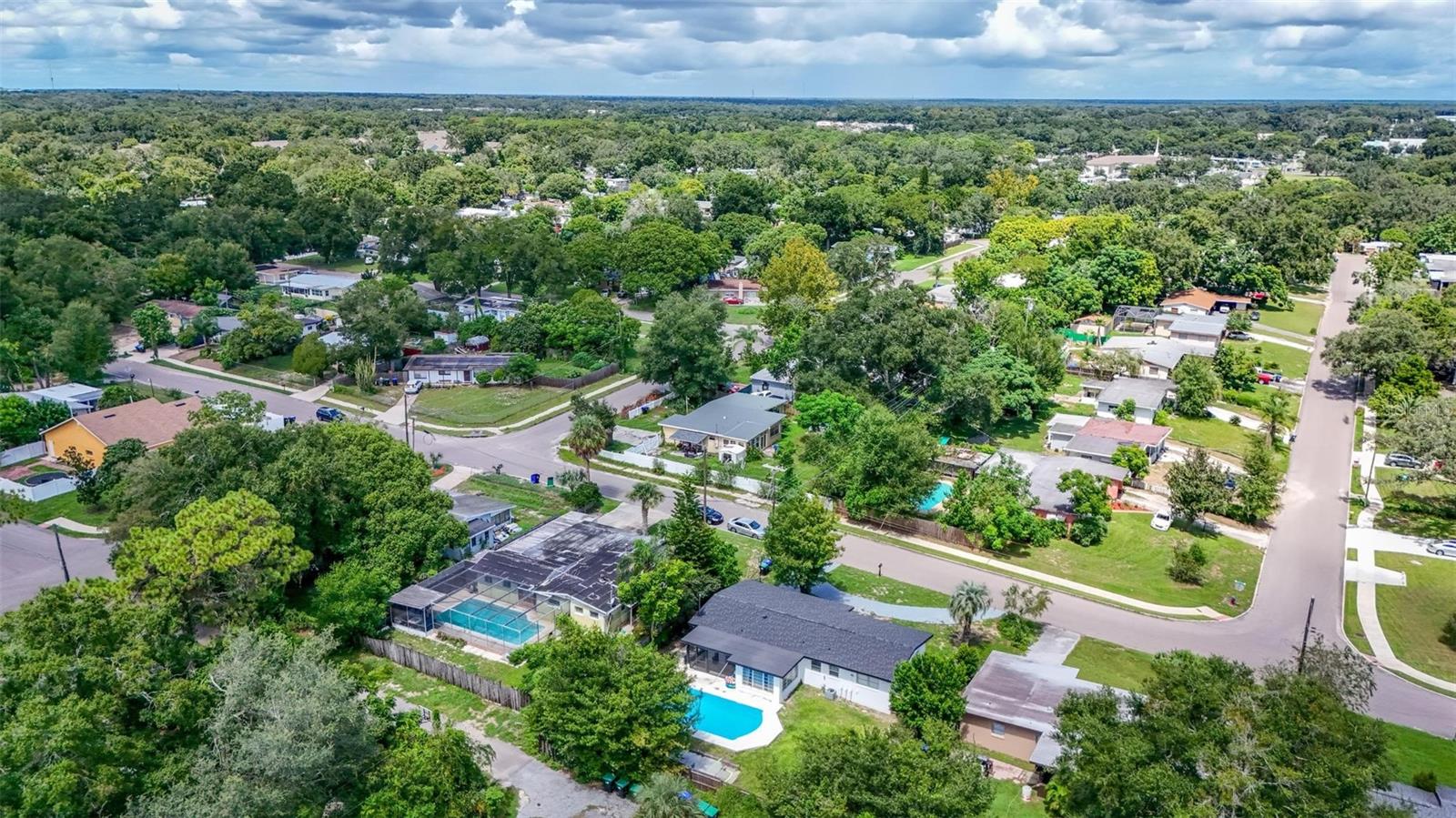 Image 36 of 44 For 1412 Lakecrest Drive