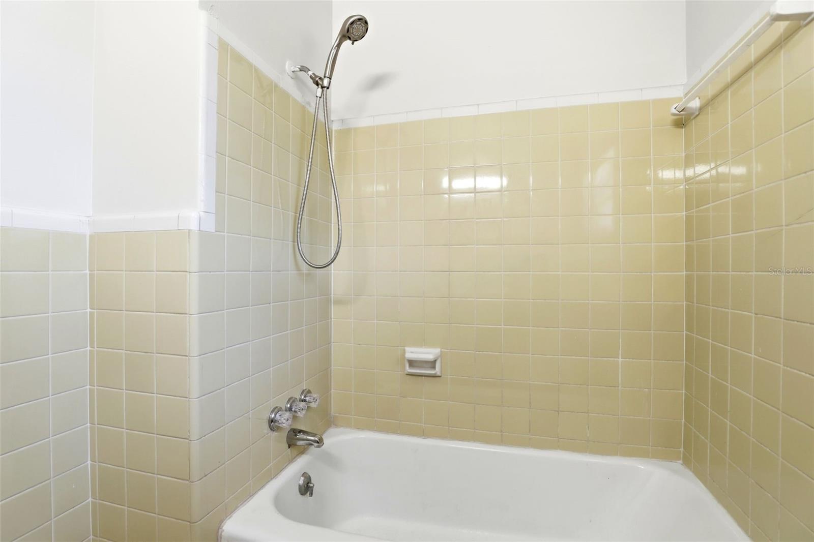 Image 23 of 36 For 1913 Baldwin Drive