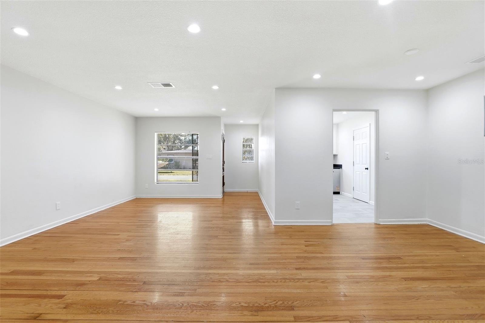 Image 7 of 36 For 1913 Baldwin Drive