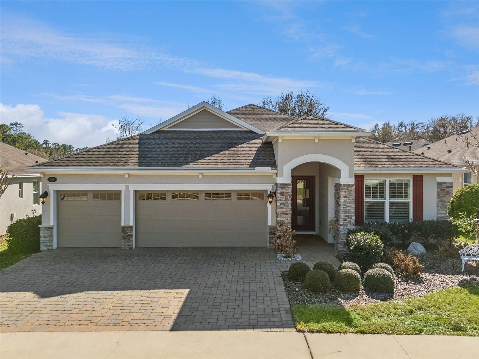 Details for 208 Avenham Drive, DELAND, FL 32724