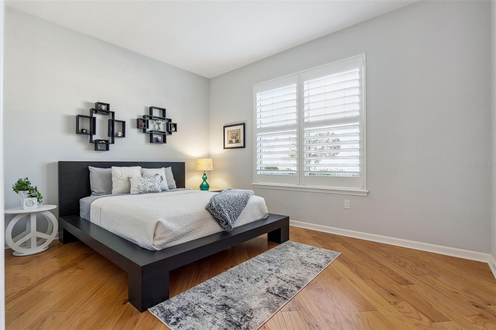 Image 29 of 66 For 208 Avenham Drive