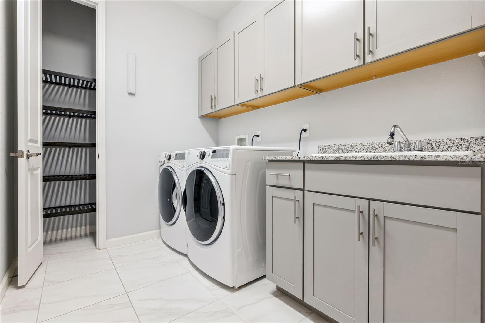 Image 36 of 66 For 208 Avenham Drive