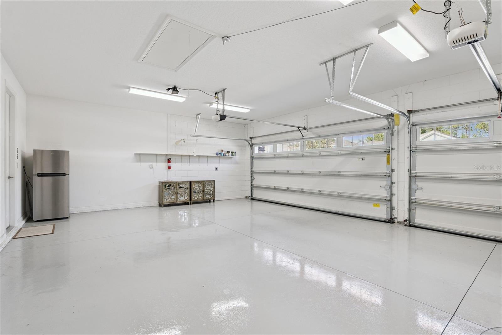 Image 38 of 66 For 208 Avenham Drive