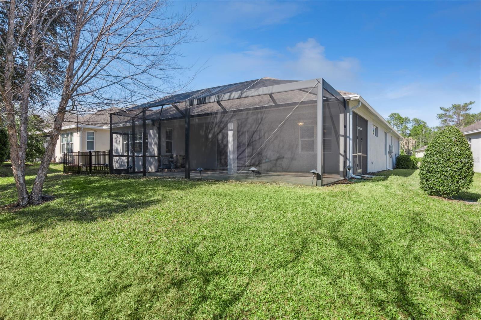 Image 43 of 66 For 208 Avenham Drive