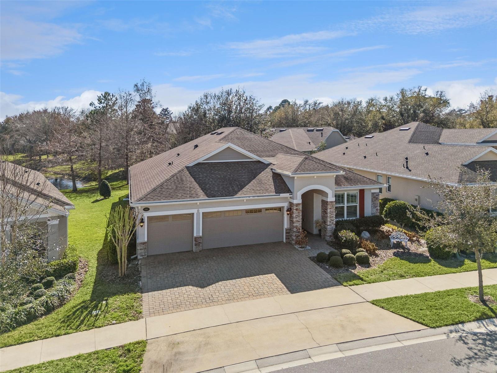 Image 49 of 66 For 208 Avenham Drive