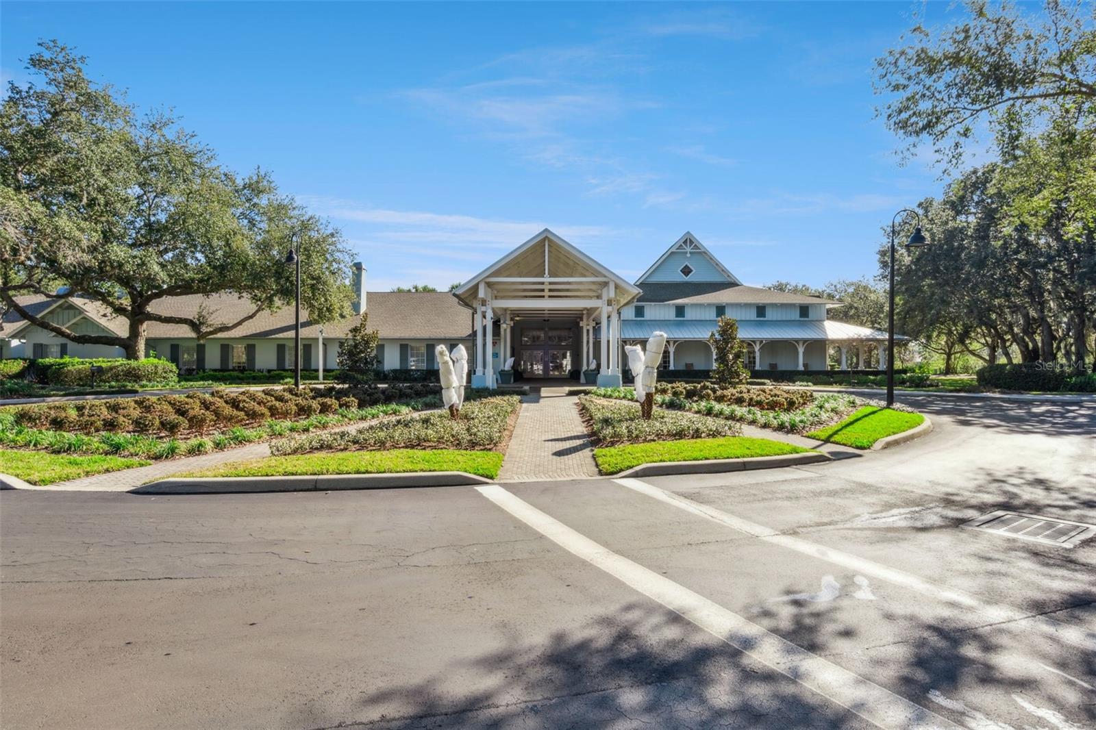 Image 55 of 66 For 208 Avenham Drive